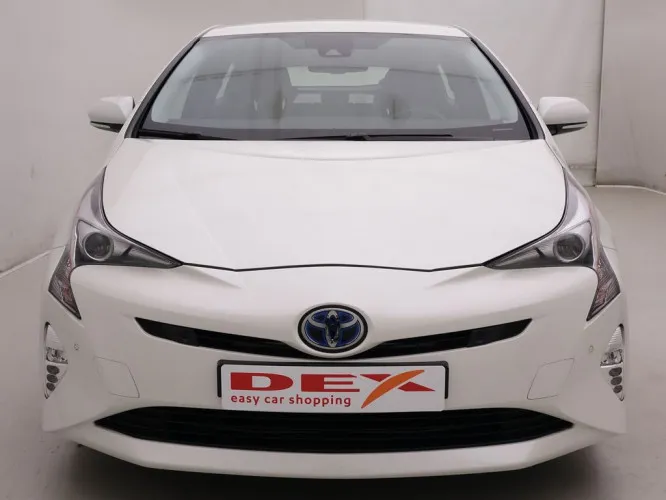 Toyota Prius 1.8i VVT-i CVT Hybrid Lounge + GPS Image 2