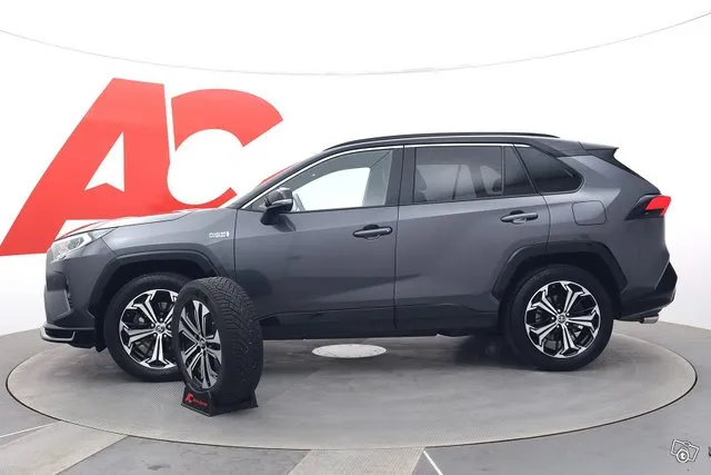 Toyota RAV4 Hybrid 2,5 AWD-i Style - JBL / SÄHKÖPENKKI / NAHAT / CARPLAY / HUIPPUVARUSTEET Image 2