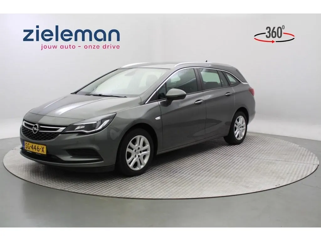 Opel Astra Sports Tourer 1.6 CDTI Business+ Navi Clima Image 1