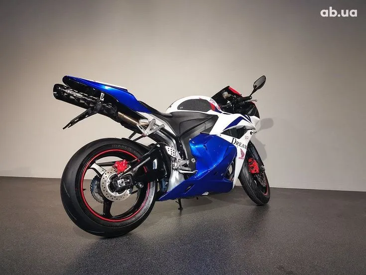 Honda CBR Image 3